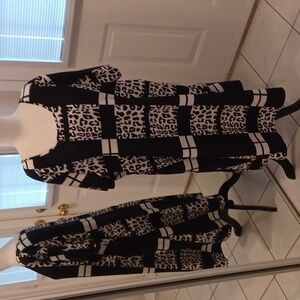 4/$80 Black & White Animal Print Dress - Size 4XL (US20)